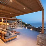 Mirage - Super Paradise Vila *